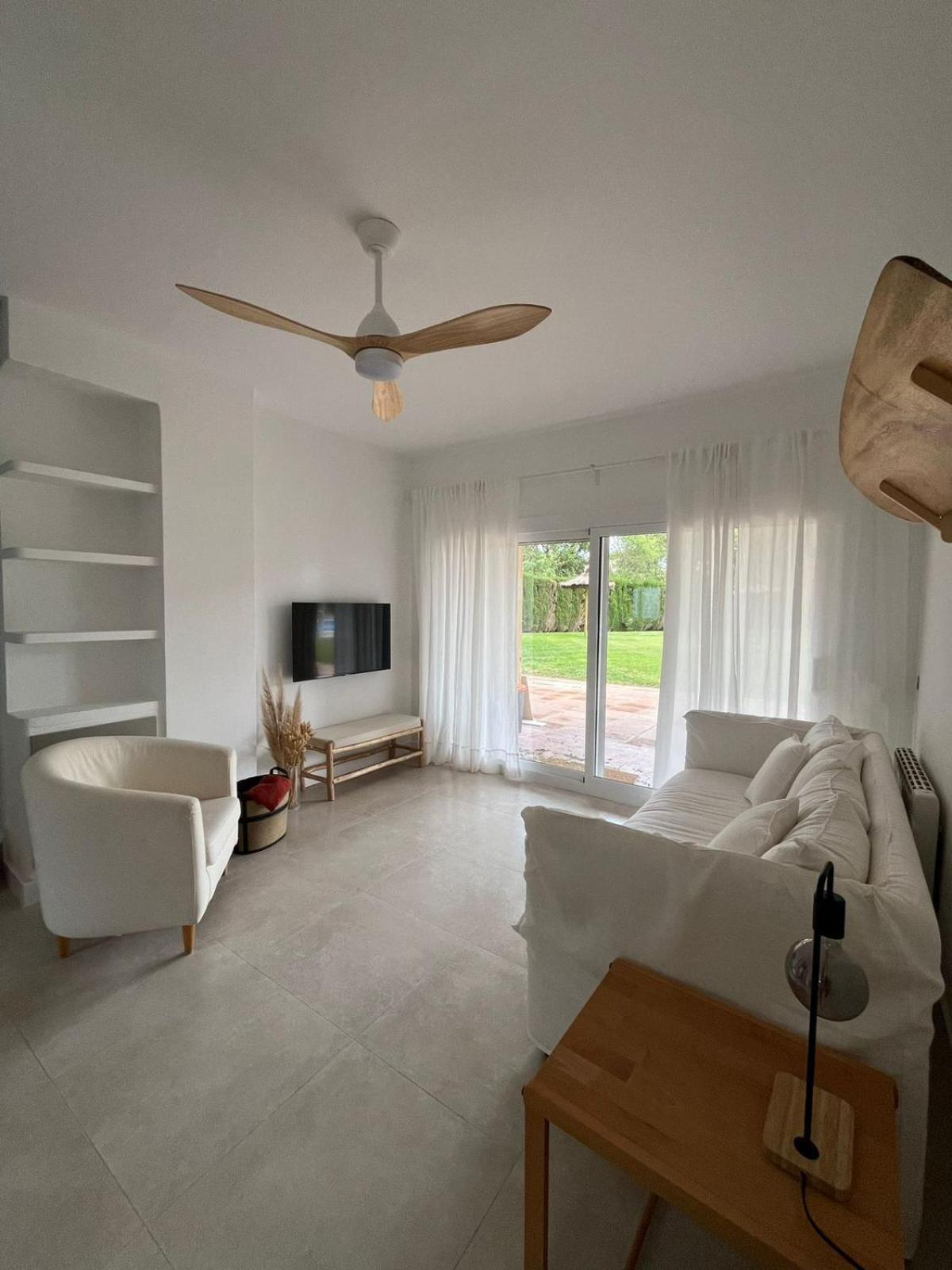 Calella De Palafrugell - Piso Reformado Con Piscina, Wifi Y Parking Gratuito Appartement Buitenkant foto